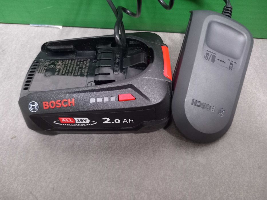 Podkaszarka akumulatorowa Bosch grassCut 18v26-500 pełen zestaw !!