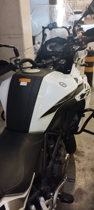 Benelli TRK 502X | 2022 | 24.700 km | Impecável