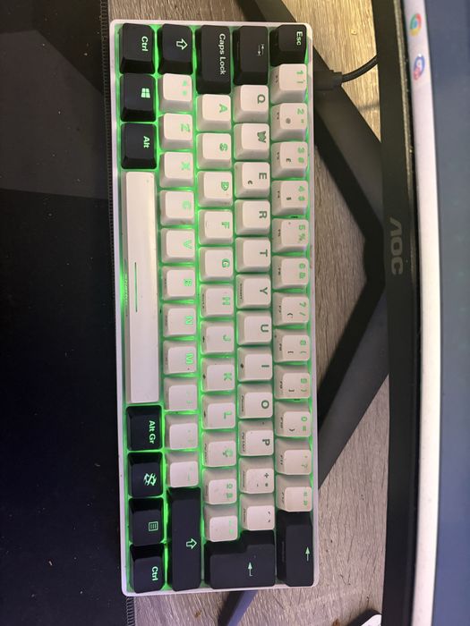 Teclado Sharkoon 60%