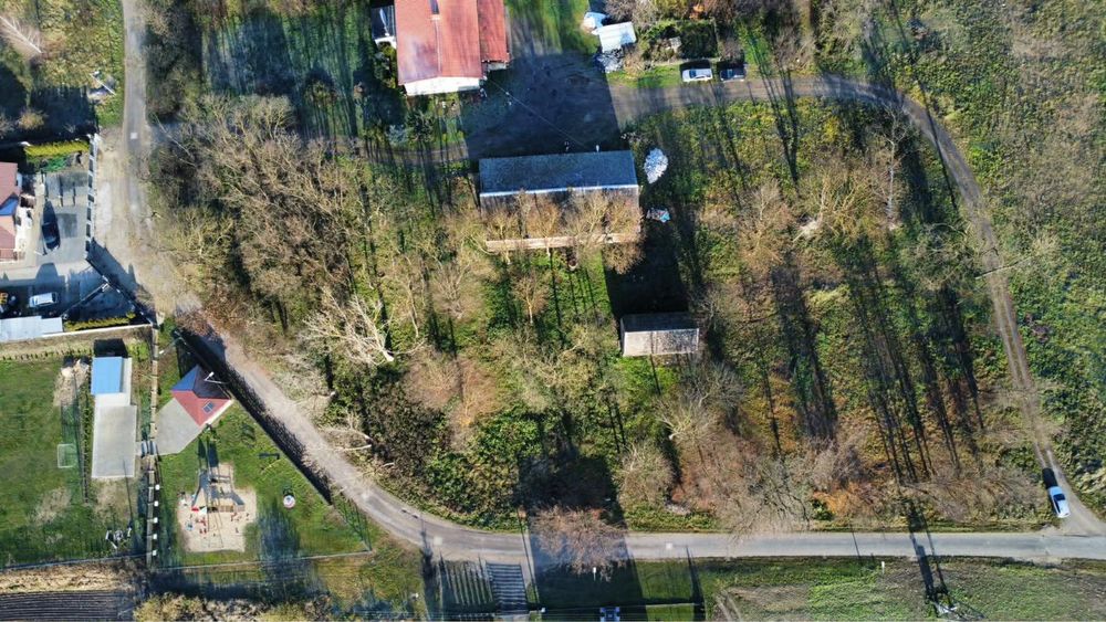 Sprzedam  2 dzialki budowlane