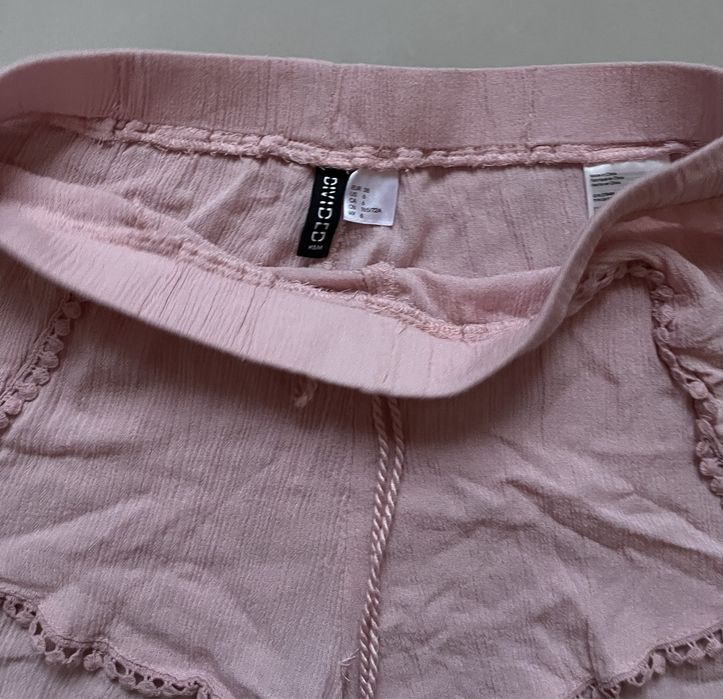 Krótkie spodenki materiałowe H&M szorty różowe rozmiar M