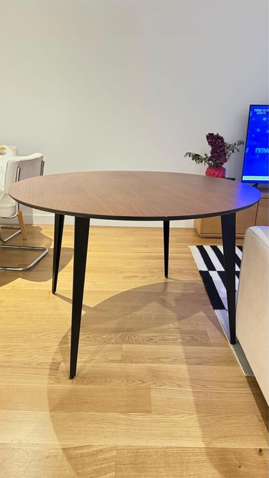 Mesa Madeira Castanha Nogueira Pernas Aço Metal Preta La Redoute