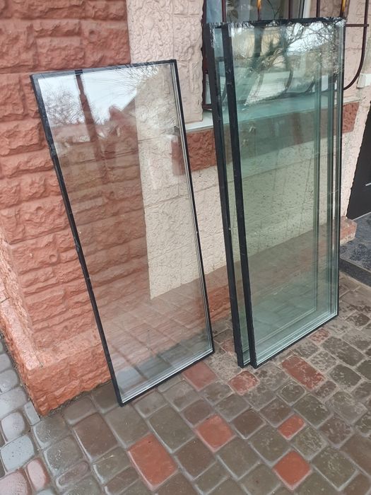 Склопакети двокамерні б/в