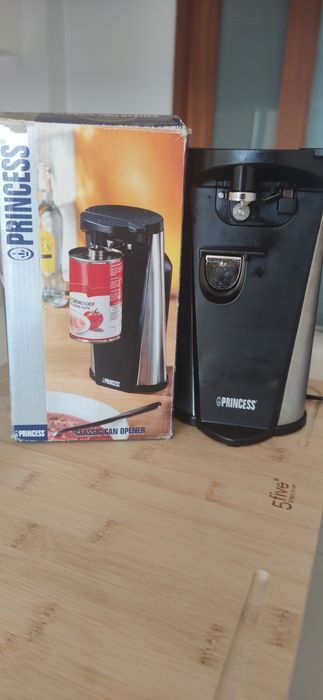 Abre latas, cápsulas e afiador elétrico