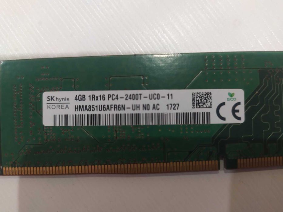 Оперативная память SK hynix 4 GB DDR4 2400 MHz (HMA851U6AFR6N-UH)