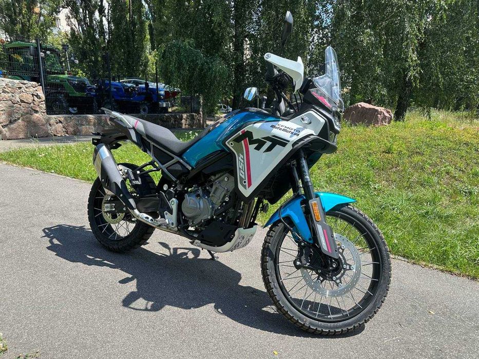 Мотоцикл CFMOTO 450MT +T-BOX