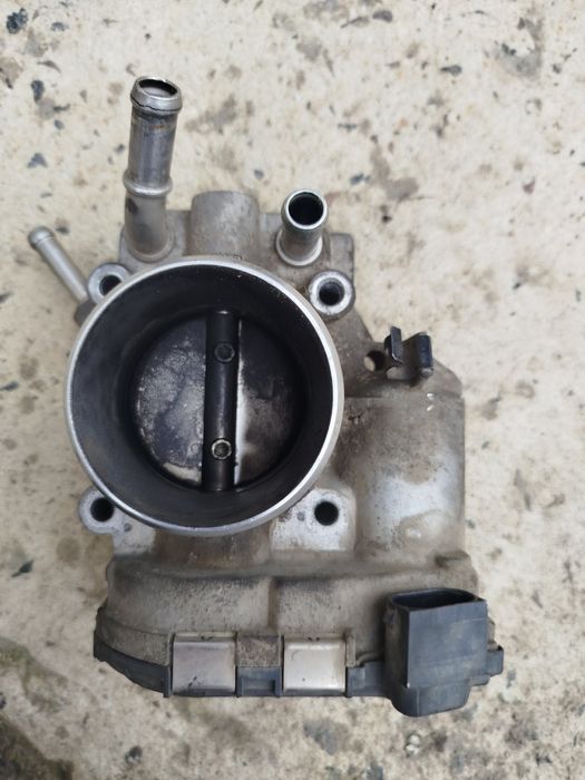 Дросельна заслінка Kia Ceed 1.6 бензин