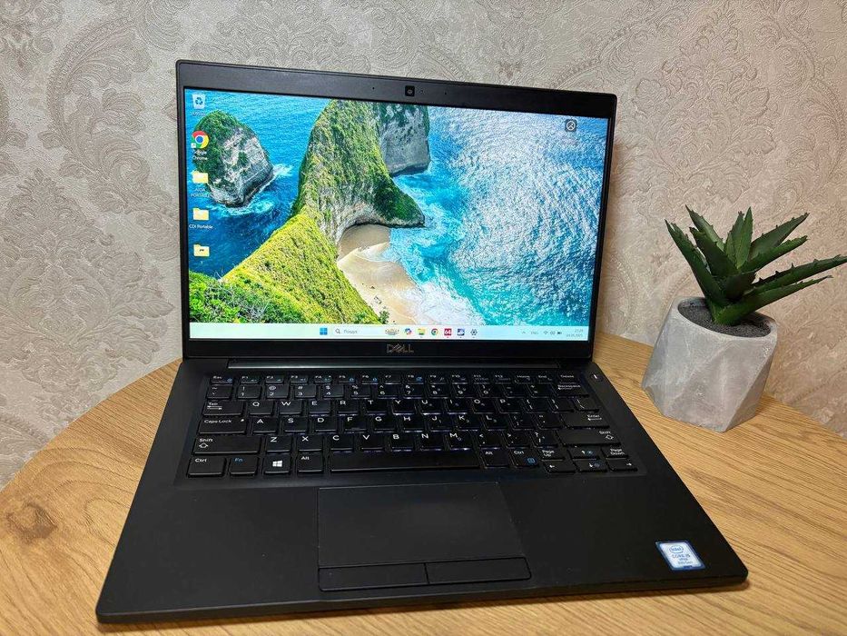Ноутбук Dell Latitude 7390 13.3"FullHD IPS/i5-8350 8поток/8GB/SSD256GB