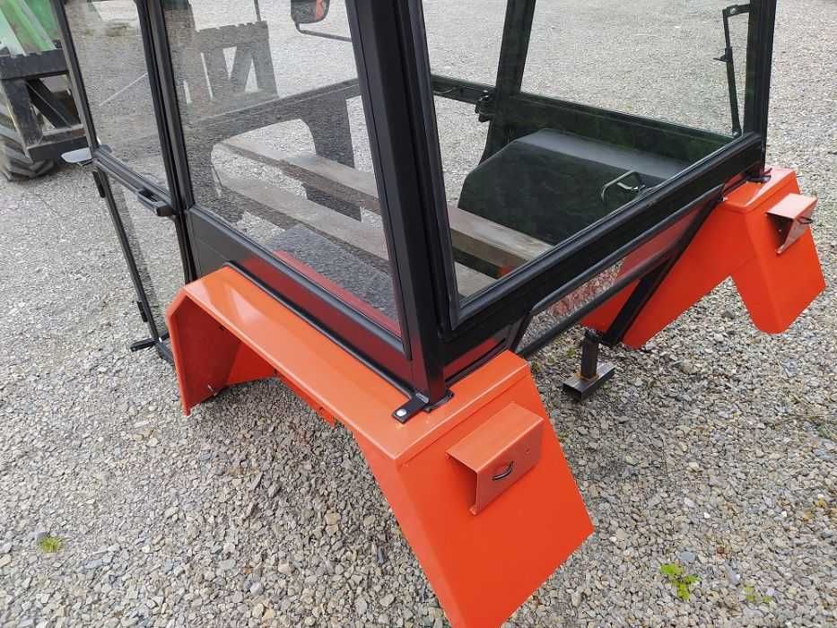 części do maszyn Kabina C-330 C-360 T-25 FM szymczak