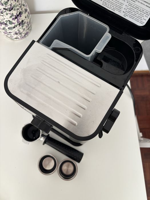 Máquina de Café Delonghi