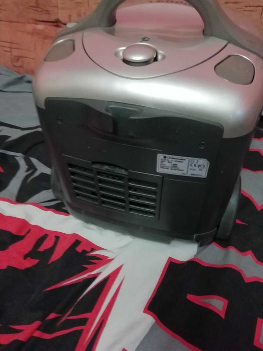 Пылесос  LG HIPPO на запчастини