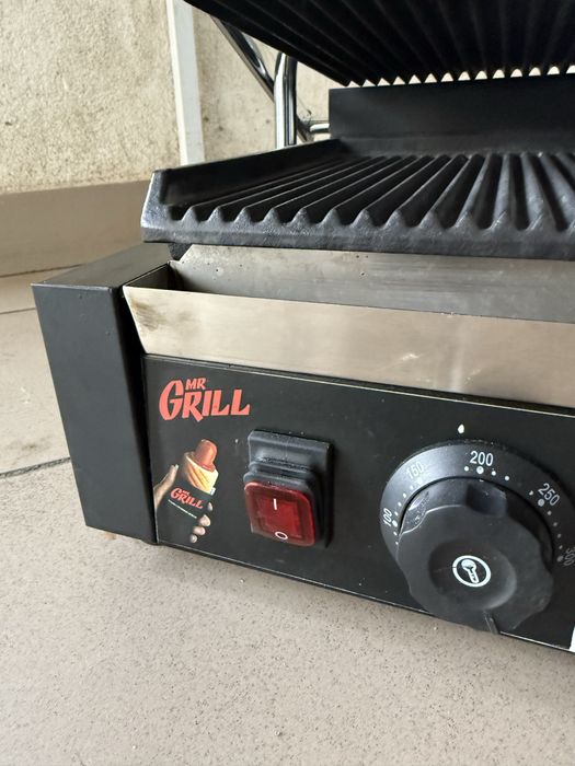 Гриль Прижимний-Контактний Професійний Good-Food!