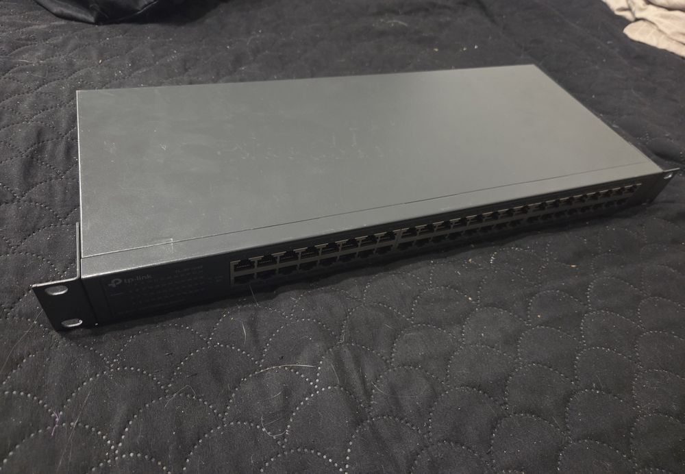 Switch TP-Link, TL-SF1048