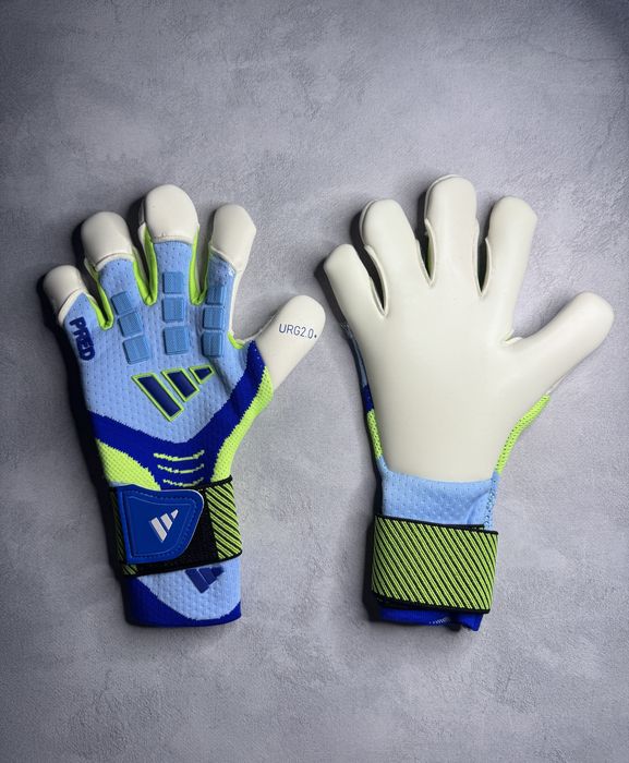 Воротарські рукавиці Adidas Predator Pro Hybrid