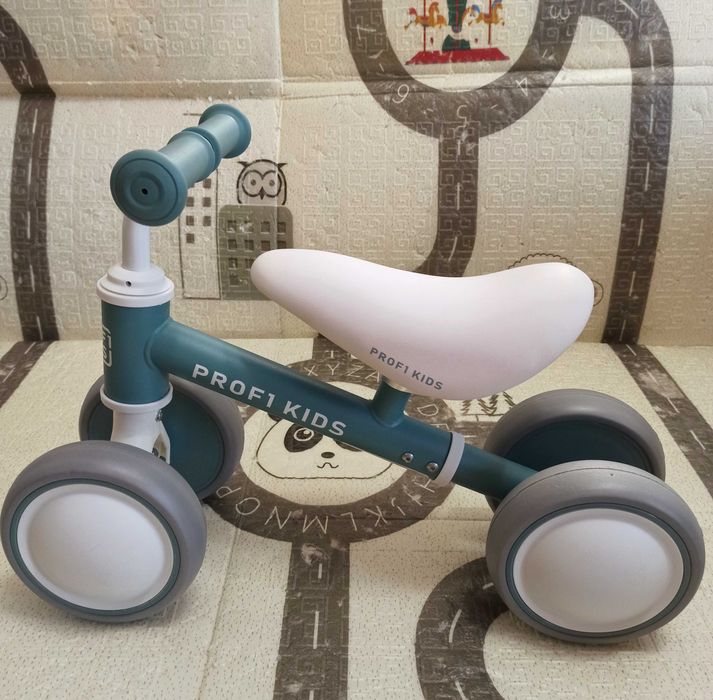 Дитячий біговел велобіг для хлопчика дівчинки чотириколісний PROFIKIDS