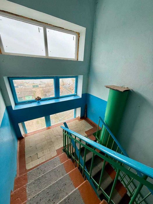 Продаж 3 кім. кв.  біля озера