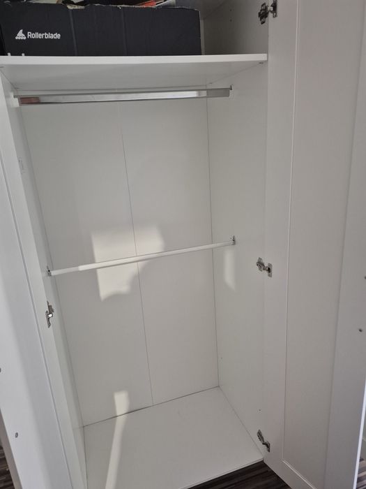 Sprzedam białą szafę Ikea