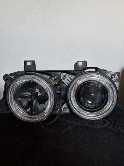Lampy BMW seria 5 E34 ringi