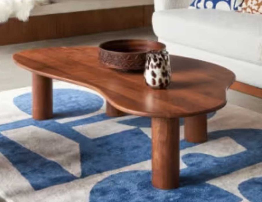 Mesa de centro orgânica em madeira acácia