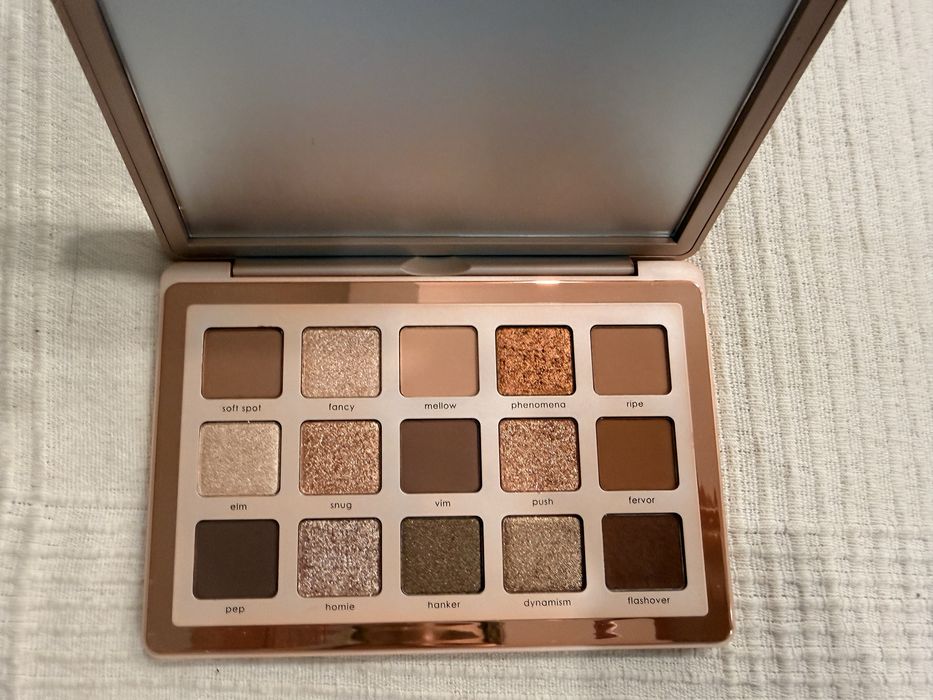 I need a warm palette Natasha Denona