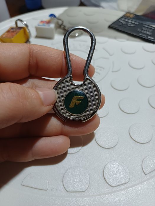 Porta chaves coleção Nestlé Sportis , Fidelidade , Super Bock 
Super B