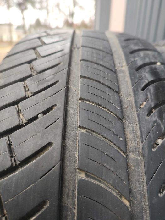 Felgi aluminiowe z oponami 205/60 R 15