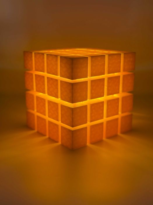 Дизайнерський LED-світильник "Geometric Core" — 3D-арт нічник