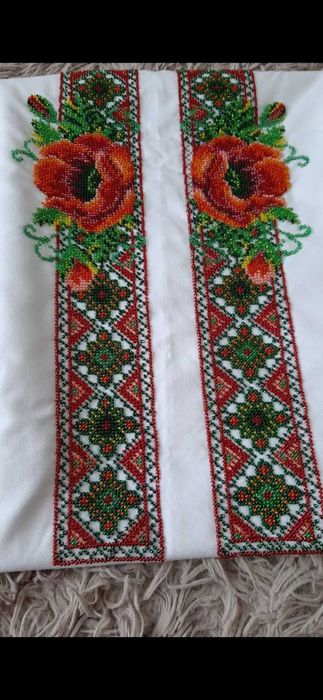 Продам вишиті бісером вироби