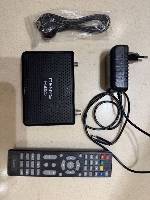 U2C denys супутниковий мультимедійний приймач