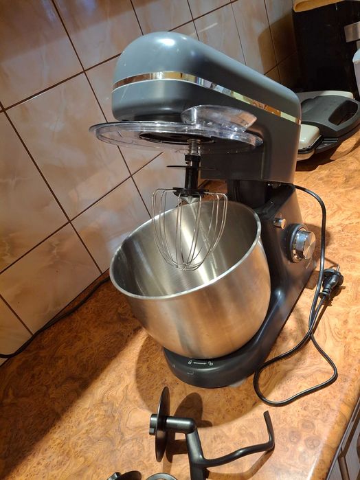 Robot kuchenny silvercrest z dodatkami i gwarancja