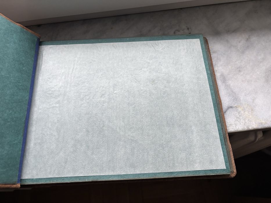 Skórzany album na zdjęcia z czasów PRL - nieużywany