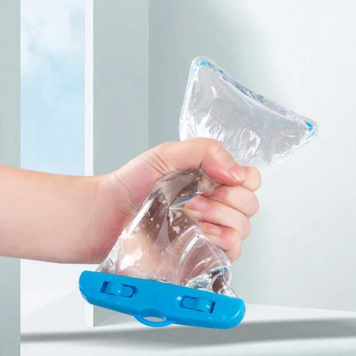 Capa Impermeável Universal para Telemóvel À Prova de Água até 30m NOVO