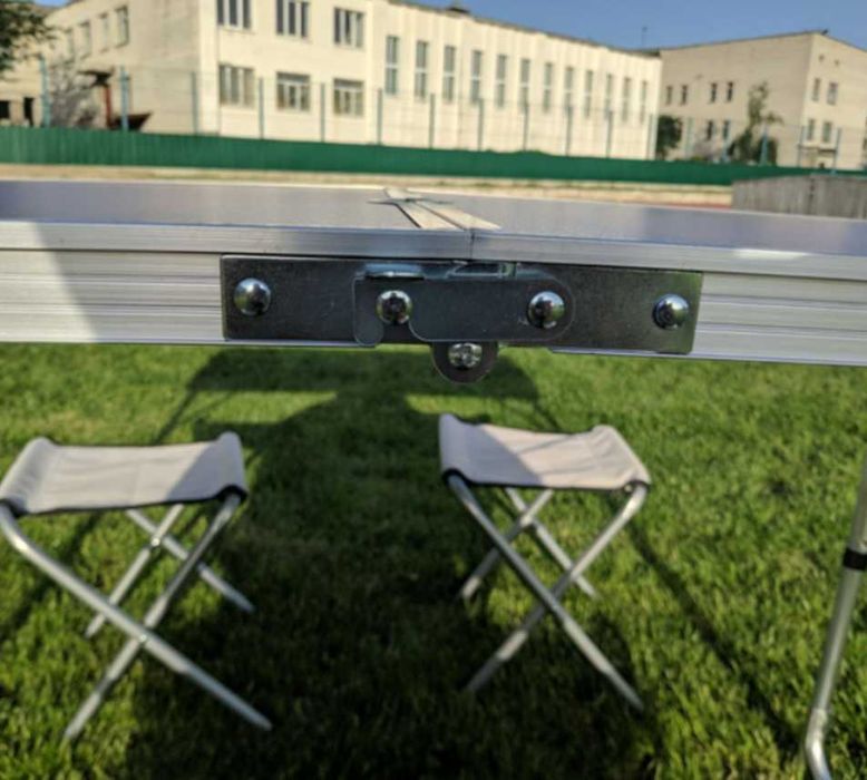 Стіл з функцією валізи з 4 стільчиками,вологостійкий,три режими висоти