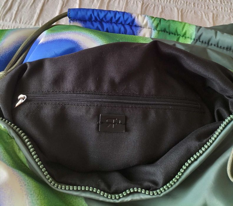 Saco/Mala, estilo desportivo, prática e espaçosa