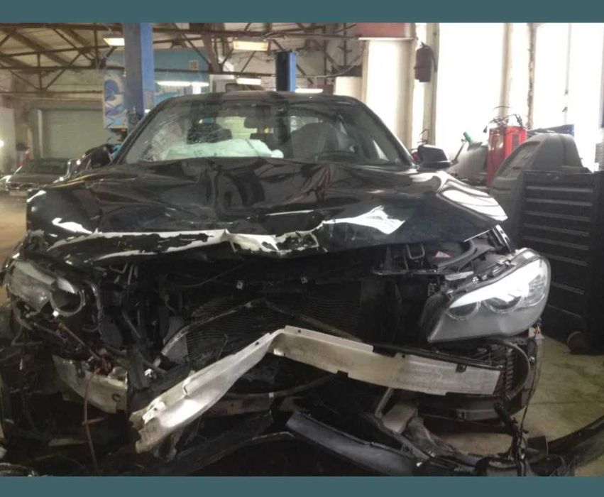 Bate chapa e pintura de automóveis,mecânica.