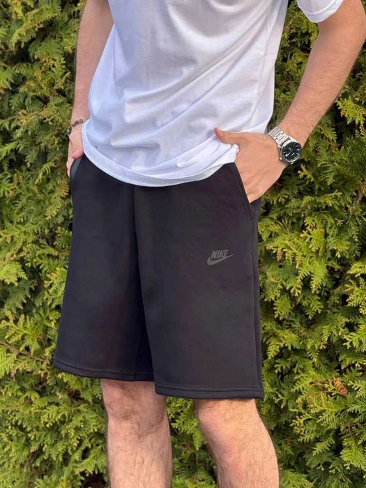 Шорти Nike Tech Fleece