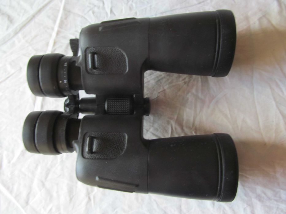 Бинокль.  Кратность увеличения 24х50.