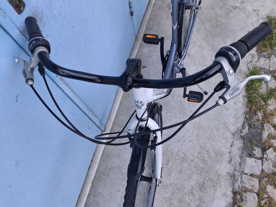 Bicicleta Urbana roda 28 pronta a pedalar