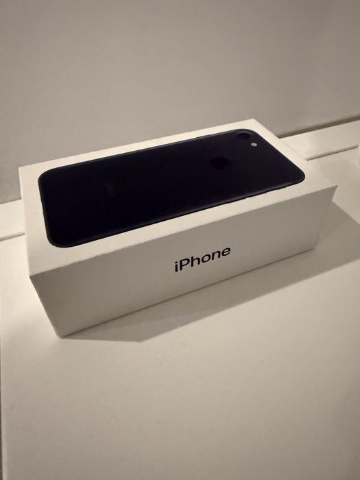 Caixa iPhone 7 *NOVA*