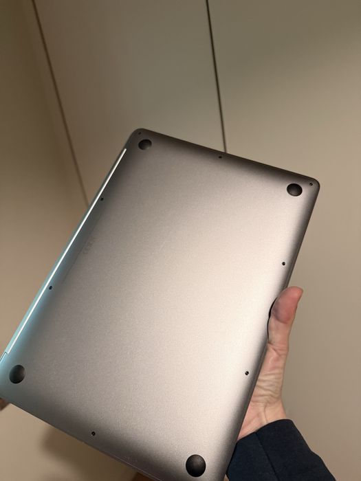 MacBook Air 13 polegadas 2020 -cinzento - como novo460150296460677124