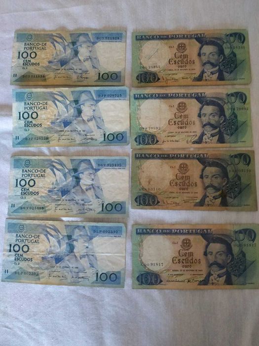 Lote de notas de 100 escudos usadas