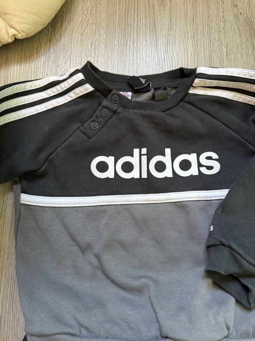 Спортивний костюм Адідас 80 р(9-12м)
