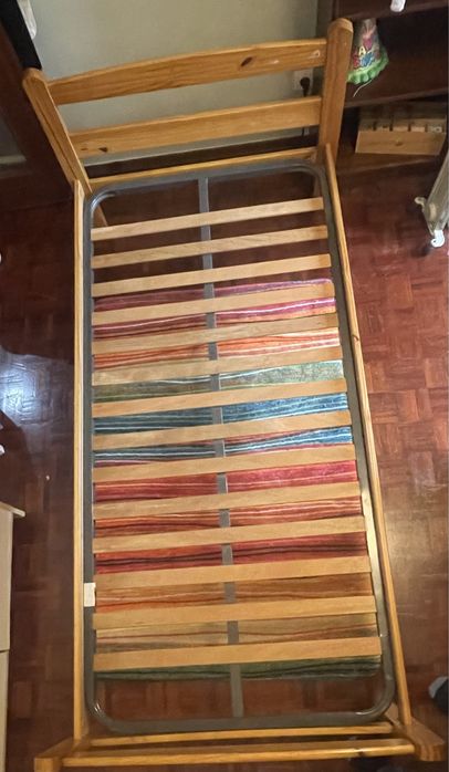 Cama solteiro pinho maciço