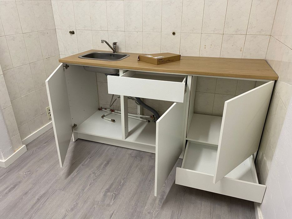 Bancada cozinha com tampo