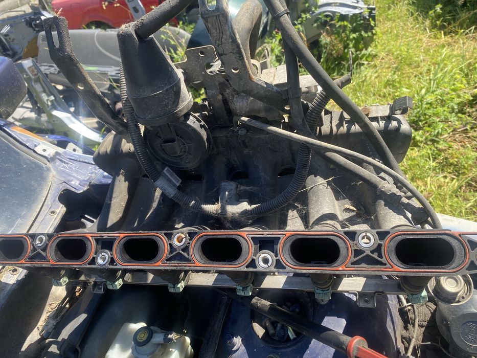 Коллектор запчастини  бмв е39 bmw e39