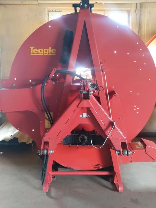 Tomahawk 505M  teagle rozdrabniacz słomy ścielarka