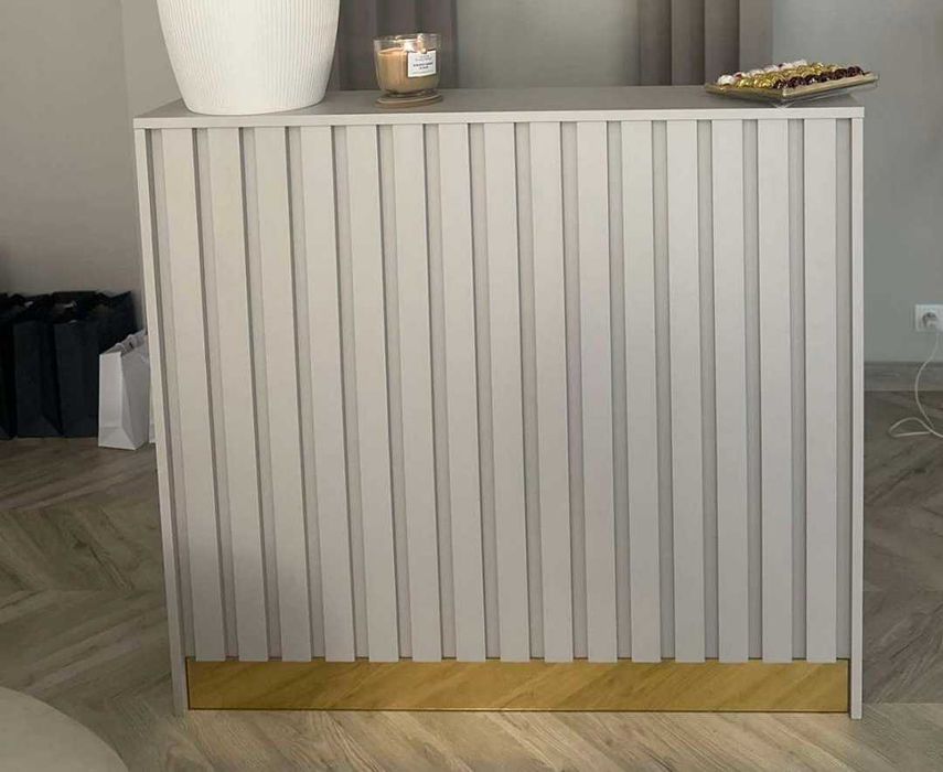 Recepcja kosmetyczna fryzjerska lada recepcyjna lada sklepowa nowa