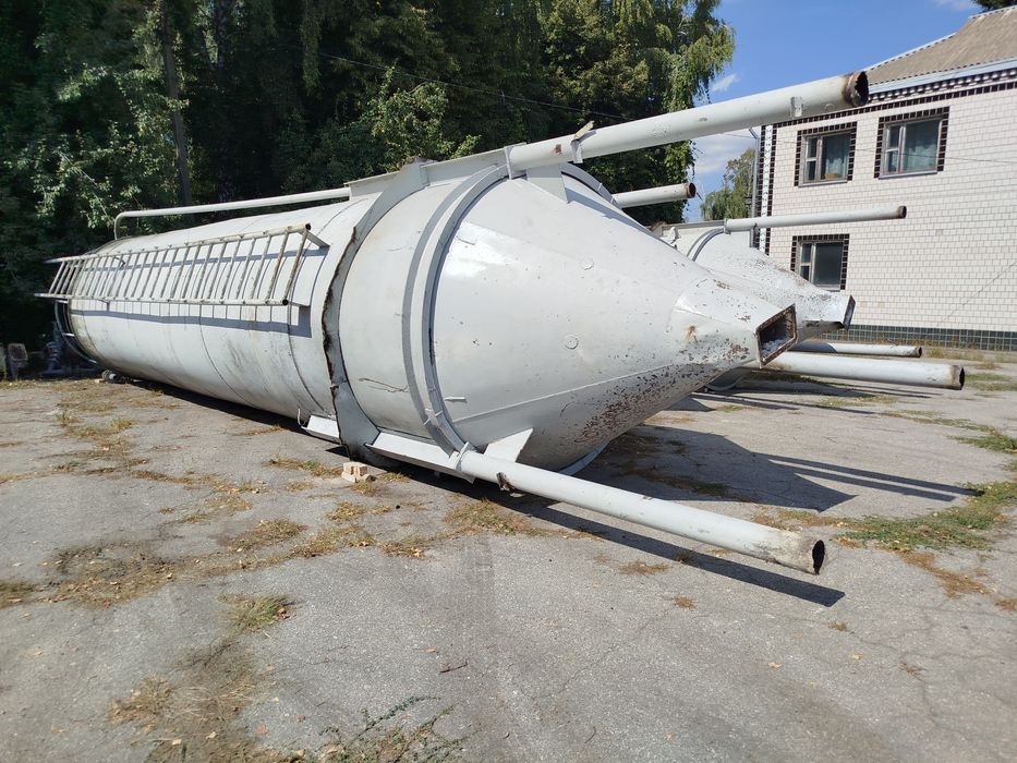 Ёмкости силос бочки бункер резервуар цистерна металлические,