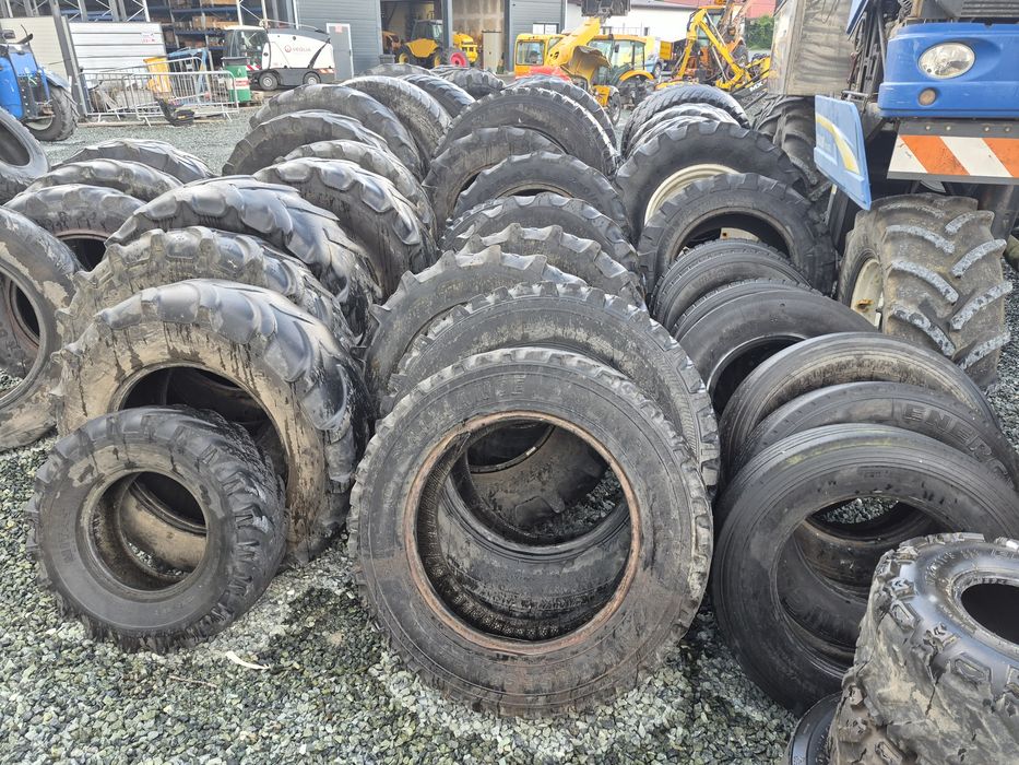 ZA DARMO. Opony rolnicze różne rozmiary  16.9R34 16.9R28 14.9R24 13.6R24 18.4r34  i inne