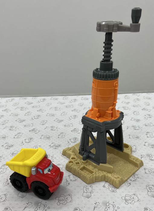 Play-Doh Zestaw budowlany z autkiem Hasbro